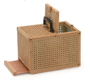 Rattan Pigeon Carrier