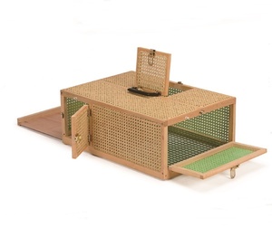 Rattan Pigeon Carrier